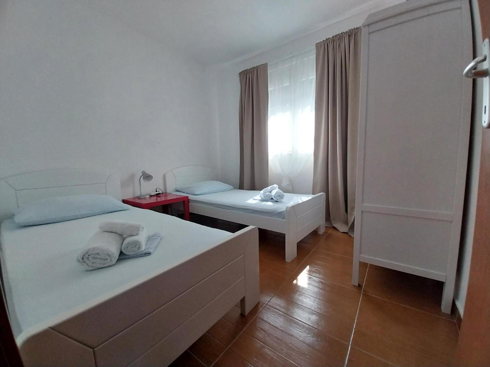 Kuca Za Odmor >maro< Apartma *